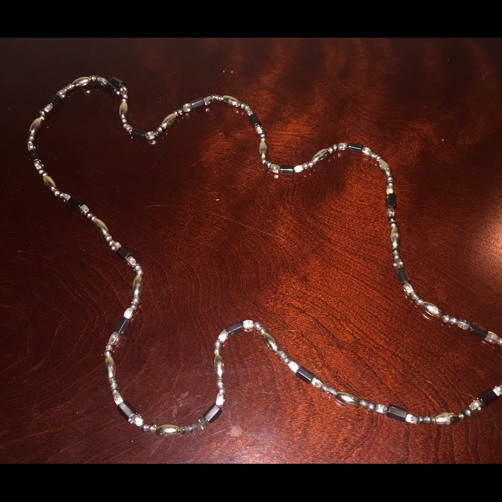 Multiuse magnetic necklace or bracelet